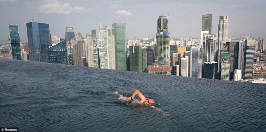 Natare's Infinity Pool on Top of the Marina Bay Sands, Singapore